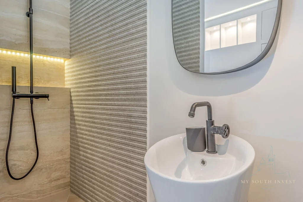 real-le-majestueux-04